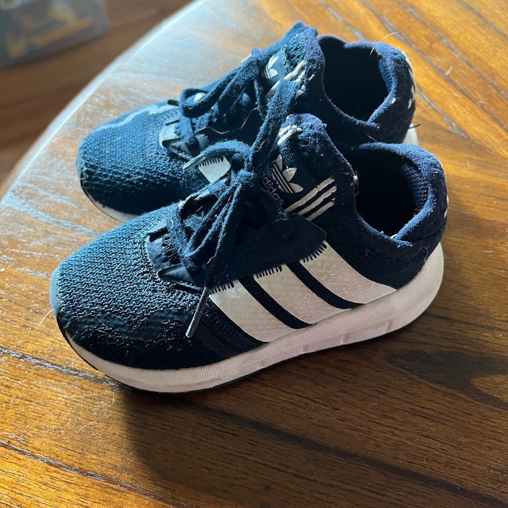 Adidas size 8 toddler